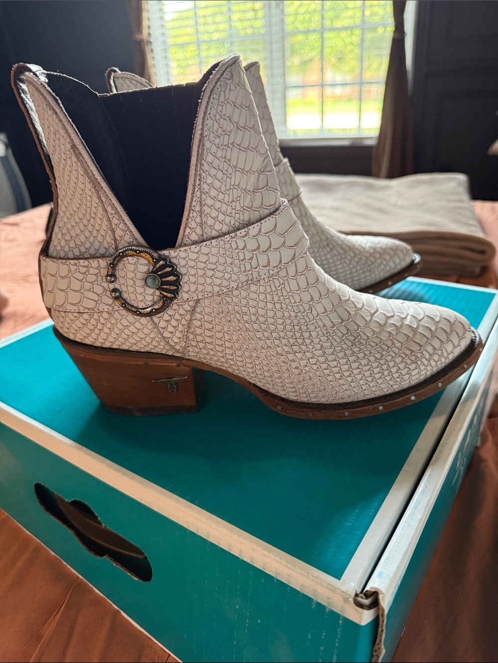 Croc-Embossed White Ankle Booties with Decorative Buckle - Women